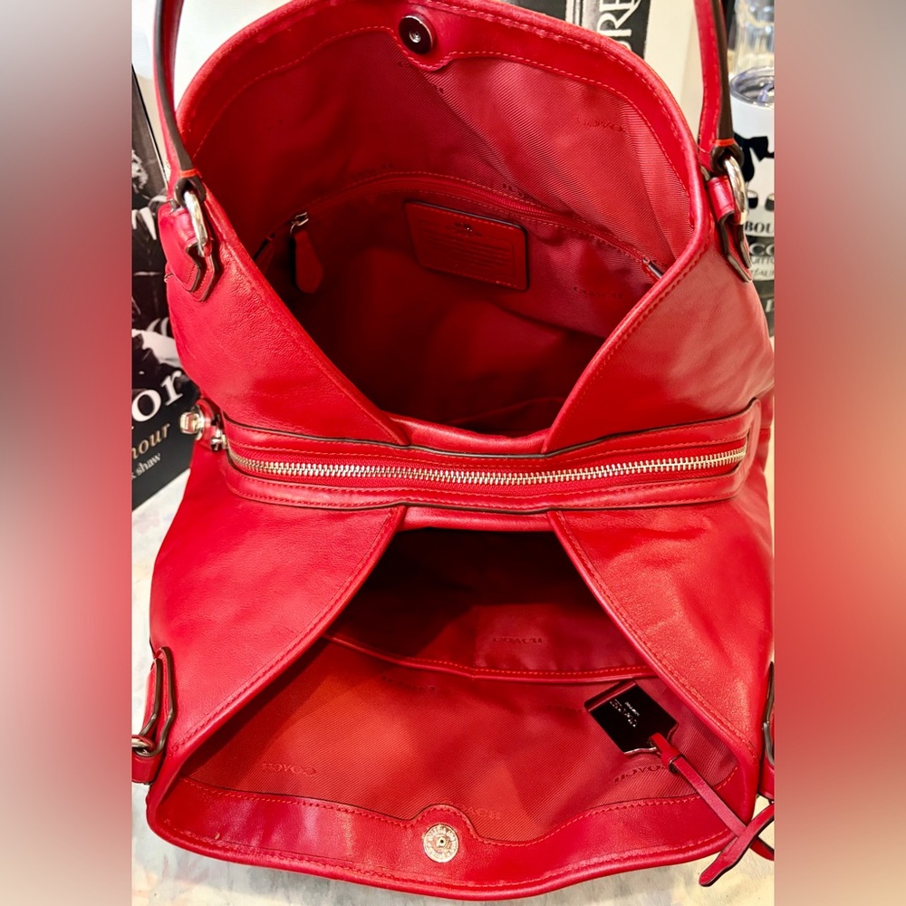 EUC! COACH SIGNATURE CANVAS SHOULDER BAG WITH RED LEATHER TRIM
NO CALLOUTS - Picture 4 of 16